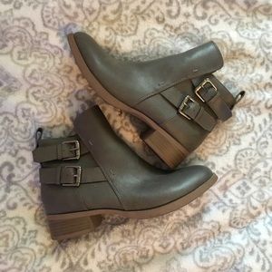 gray buckle booties